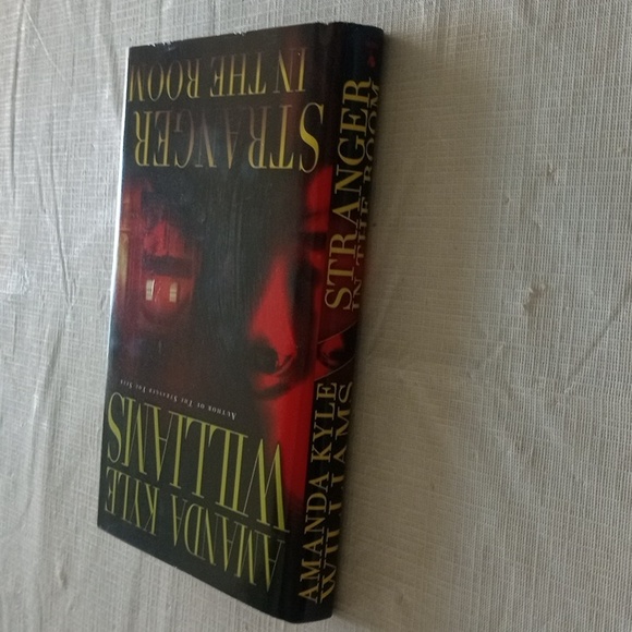 Stranger in the Room : A Novel by Amanda Kyle Williams Hardcover Book #2 - Picture 5 of 7